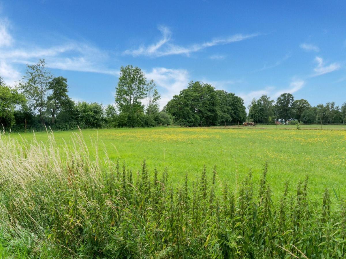 Cosy Holiday Home Near Den Ham With Garden Buitenkant foto